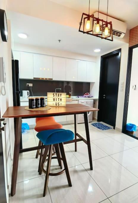 1519 Almas Suites Seaview Sunrise Netflix By Stay 努沙再也 外观 照片