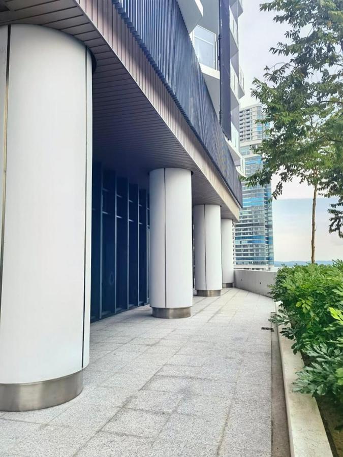 1519 Almas Suites Seaview Sunrise Netflix By Stay 努沙再也 外观 照片